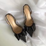 Слінгбеки з обʼємним бантом