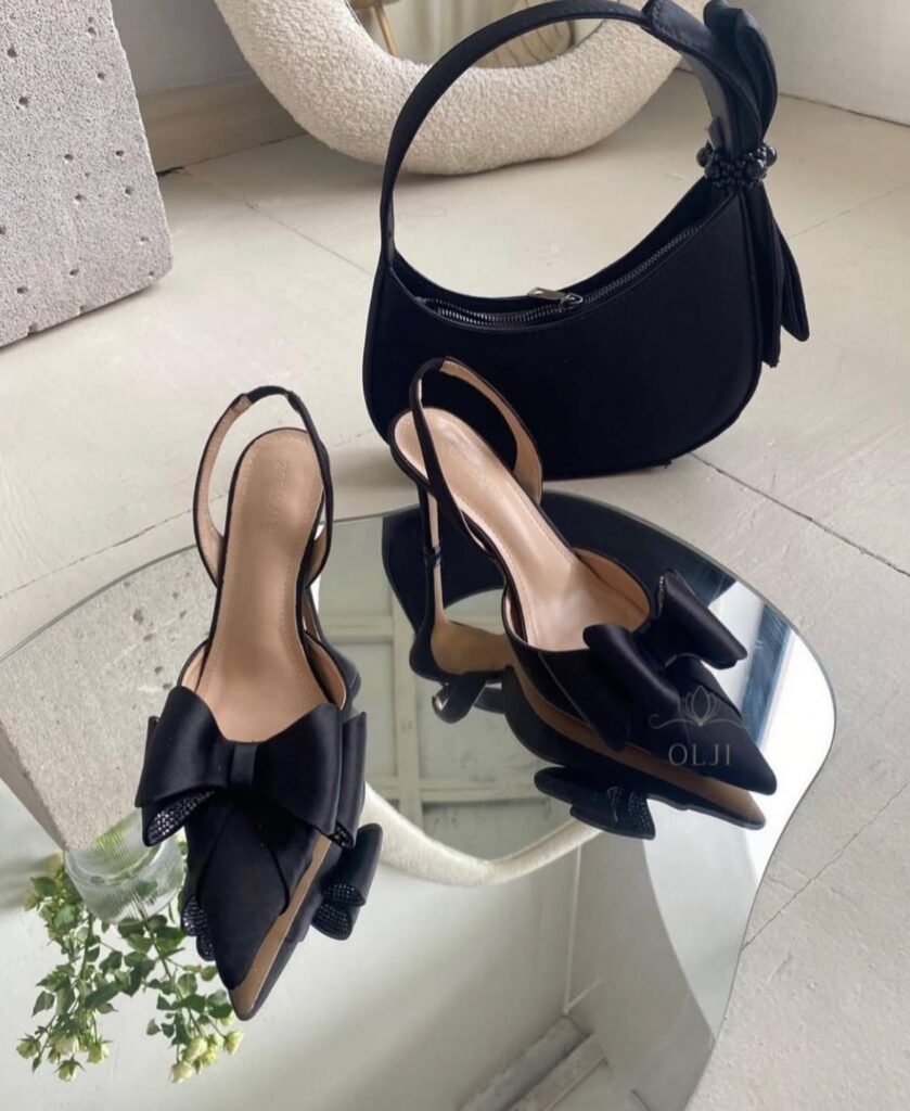 Слінгбеки з обʼємним бантом