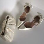 Туфлі з перлами і бантиком