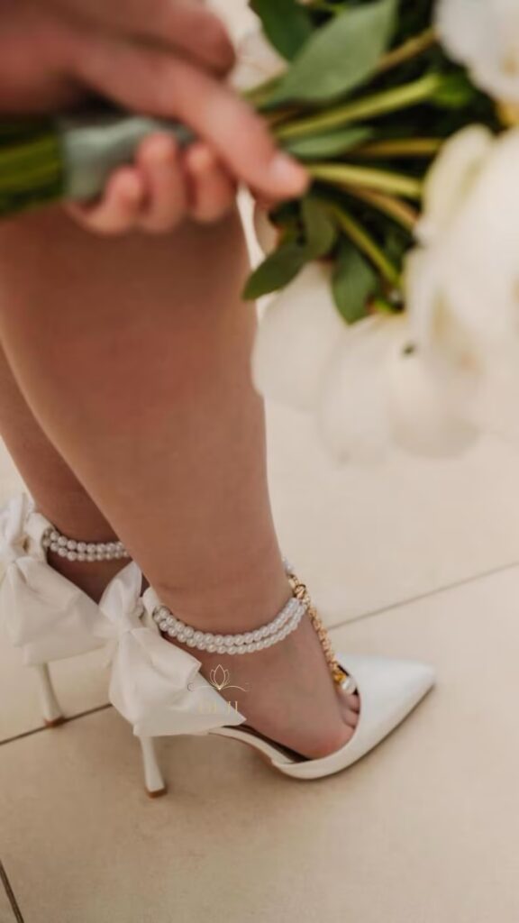 Туфлі з перлами і бантиком