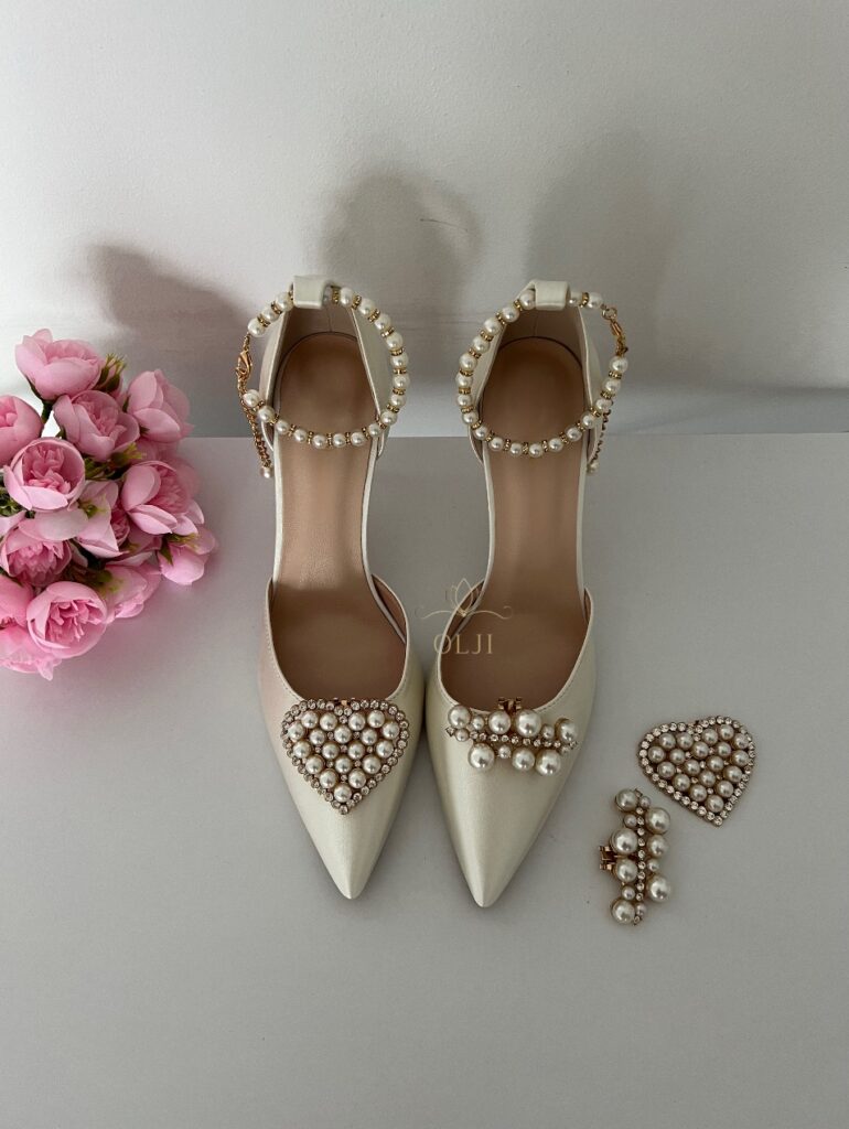 Туфлі 6в1 зі знімними брошками та поясом Атласні весільні туфлі