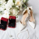 Туфлі 6в1 зі знімними брошками та бантом