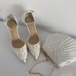 Весільні туфлі з ручною вишивкою