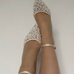 Весільні туфлі з ручною вишивкою