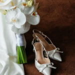 Атласні туфлі з бантиком