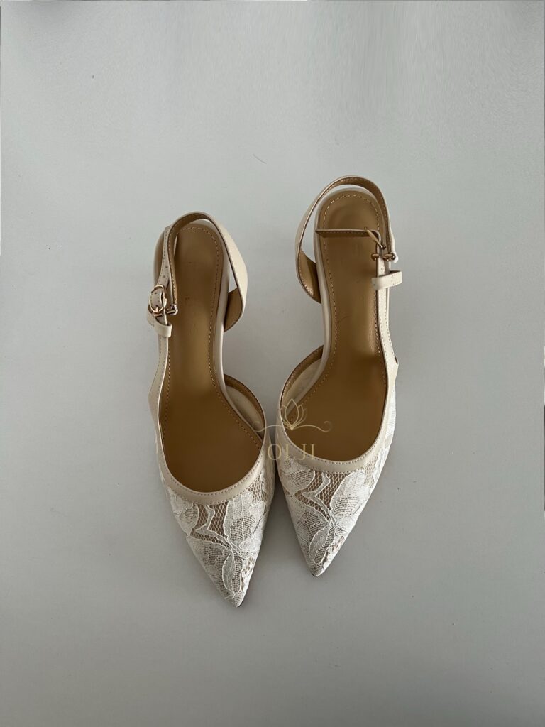 Бежеві мереживні туфлі Слінгбеки
