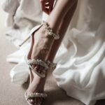 Босоніжки з перлами