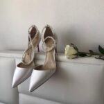 Атласні туфлі з перлами