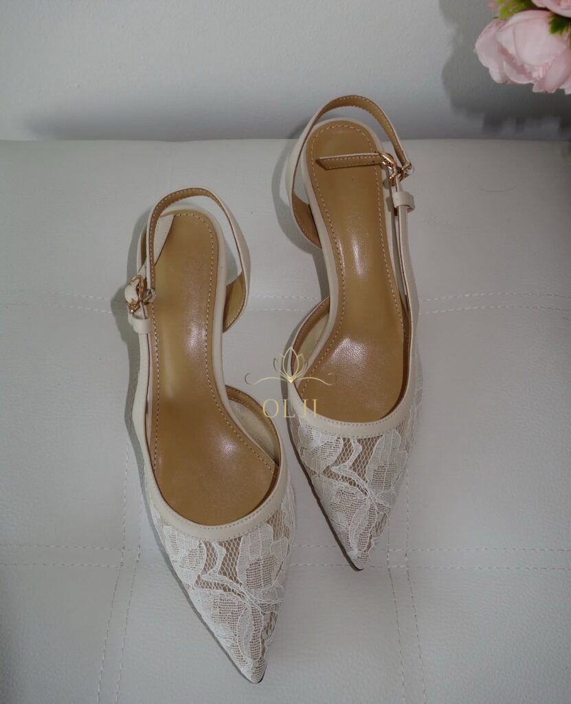 Бежеві мереживні туфлі Слінгбеки