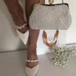 Весільні атласні туфлі з перлами