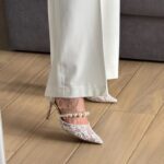 Мереживні туфлі з перлами