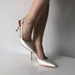 Класичні атласні слінгбеки