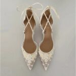 Прозорі туфлі айворі з вишивкою квітами та з шнурочками