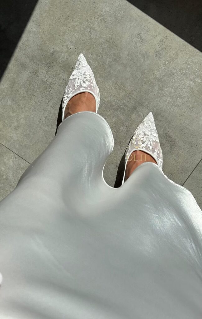 Весільні мереживні туфлі