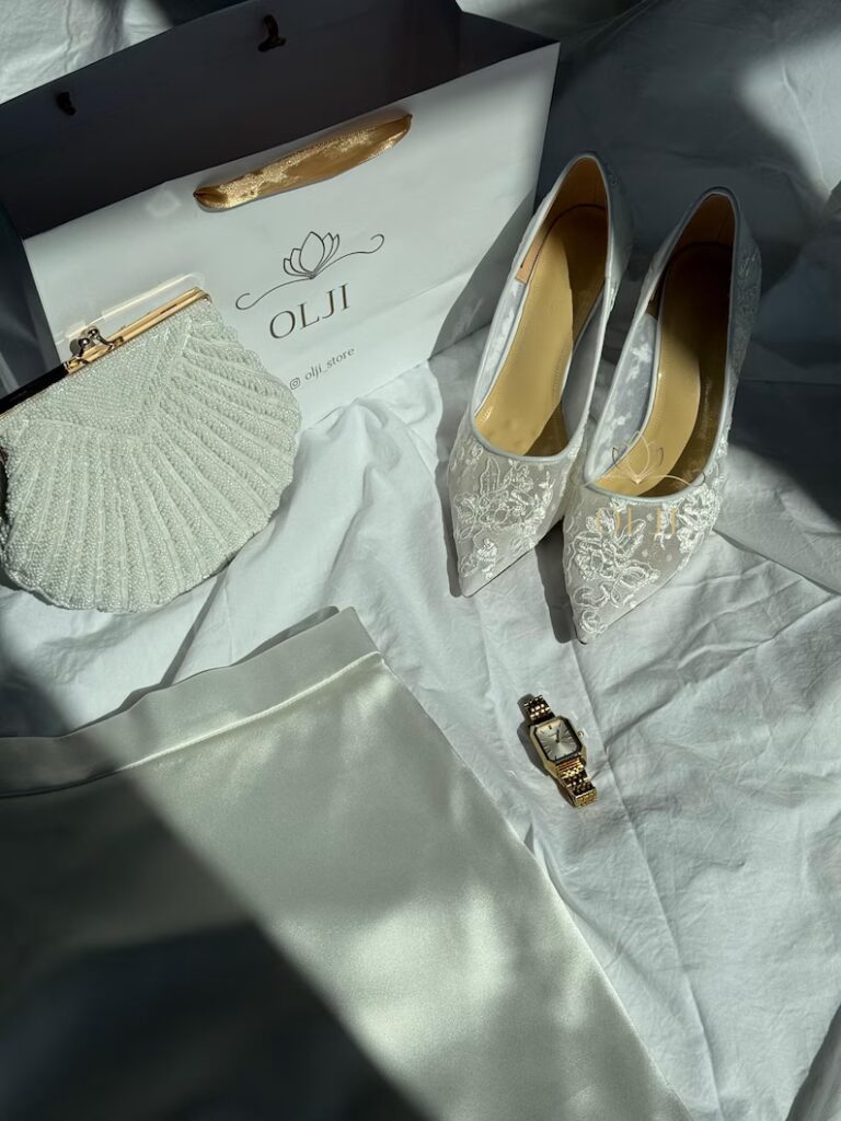 Весільні мереживні туфлі