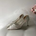 Мереживні туфлі з округленим підбором