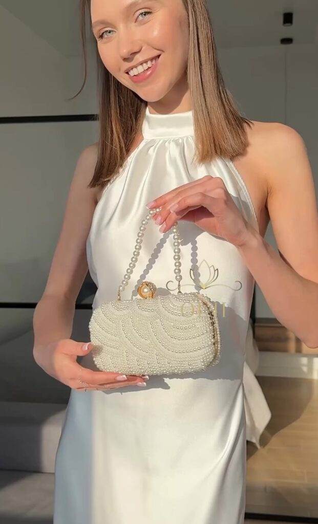 Сумка з перлин айворі