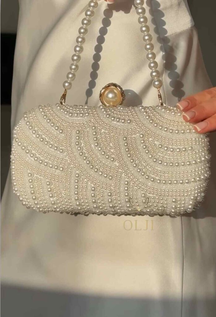 Сумка з перлин айворі