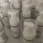 Піна для чищення взуття різних матеріалів OLJI, 150 мл