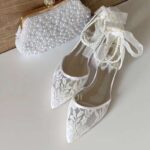 Мереживні балетки Весільне взуття на низькому підборі з перлами і бантиком