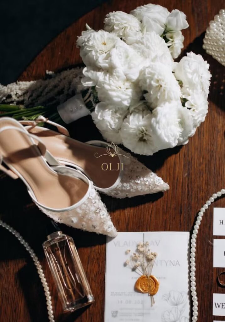 Весільні туфлі слінгбеки з вишивкою паєтками та блискітками