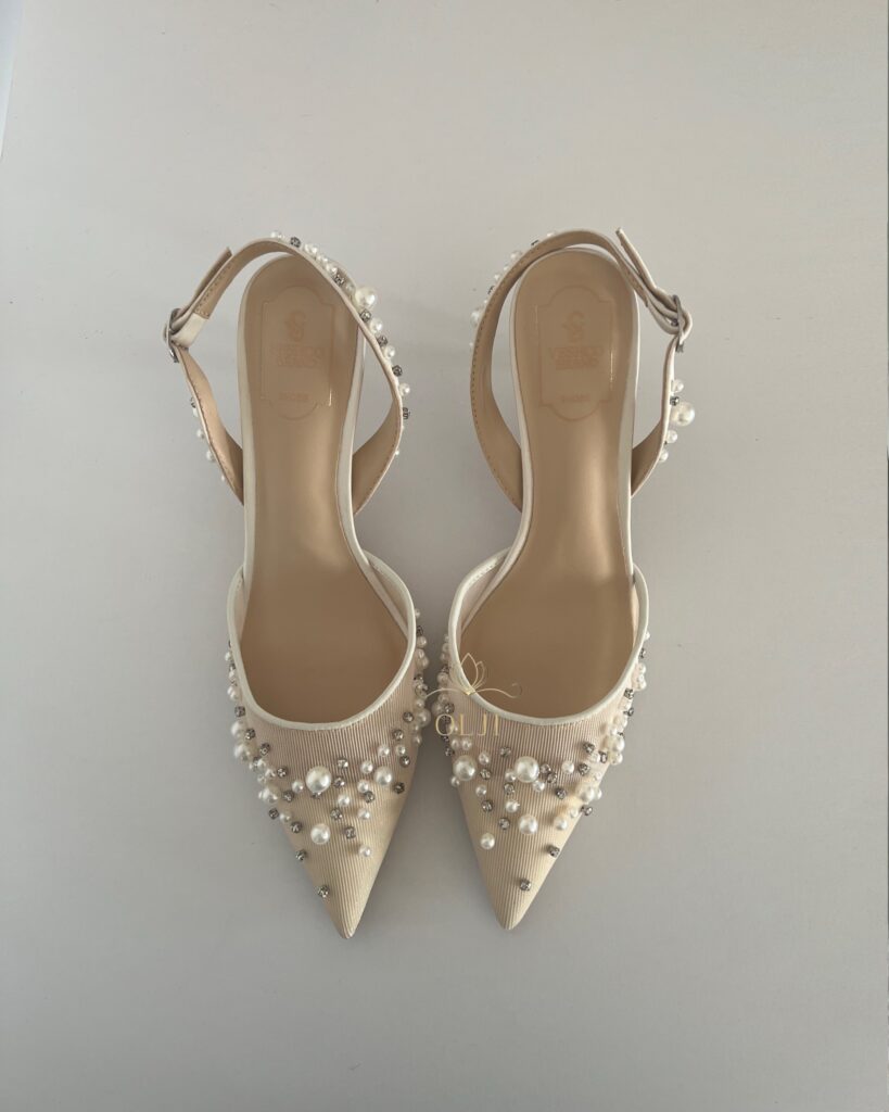 Бежеві слігбеки в перлинах