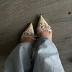 Бежеві слігбеки в перлинах