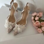 Прозорі слінгбеки з метеликом, паєтками, бісером Весільні слінгбеки